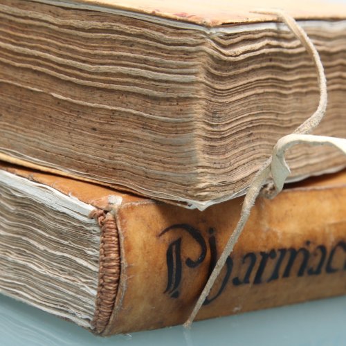 Antique pharmacopoeias